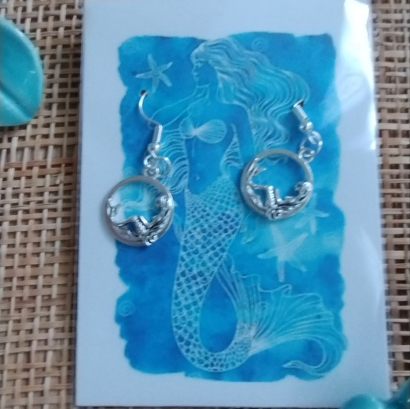 New in Package Mermaid Earrings - Picture 7 of 11